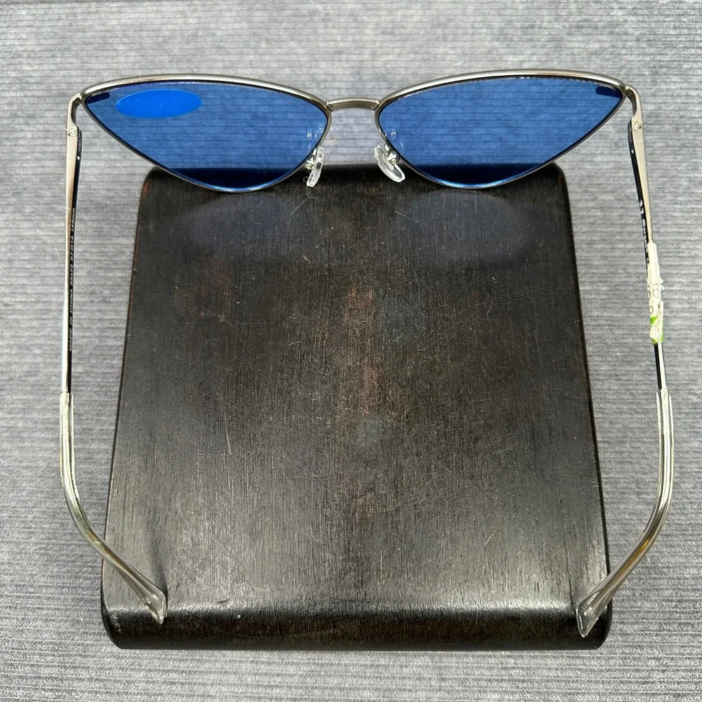 AJ Morgan Silver Cat Eye Sunglasses Blue Tint Lens UV 400 Retro 88472